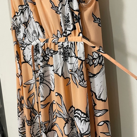 Maternity dress - Picture 3 of 5